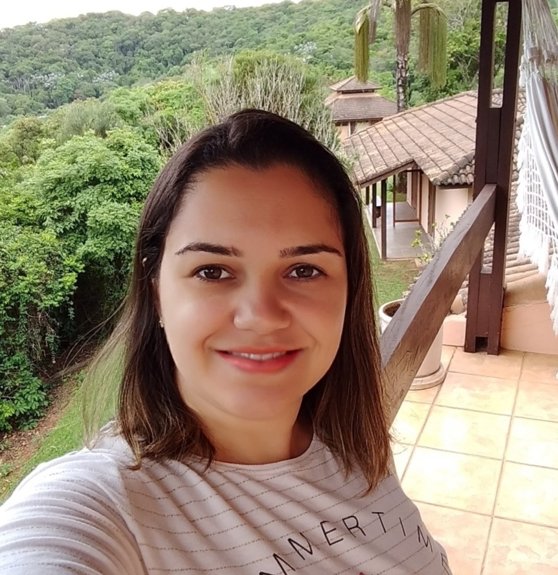 Samara Viana Costa - Analista de estatísticas - Presidência da